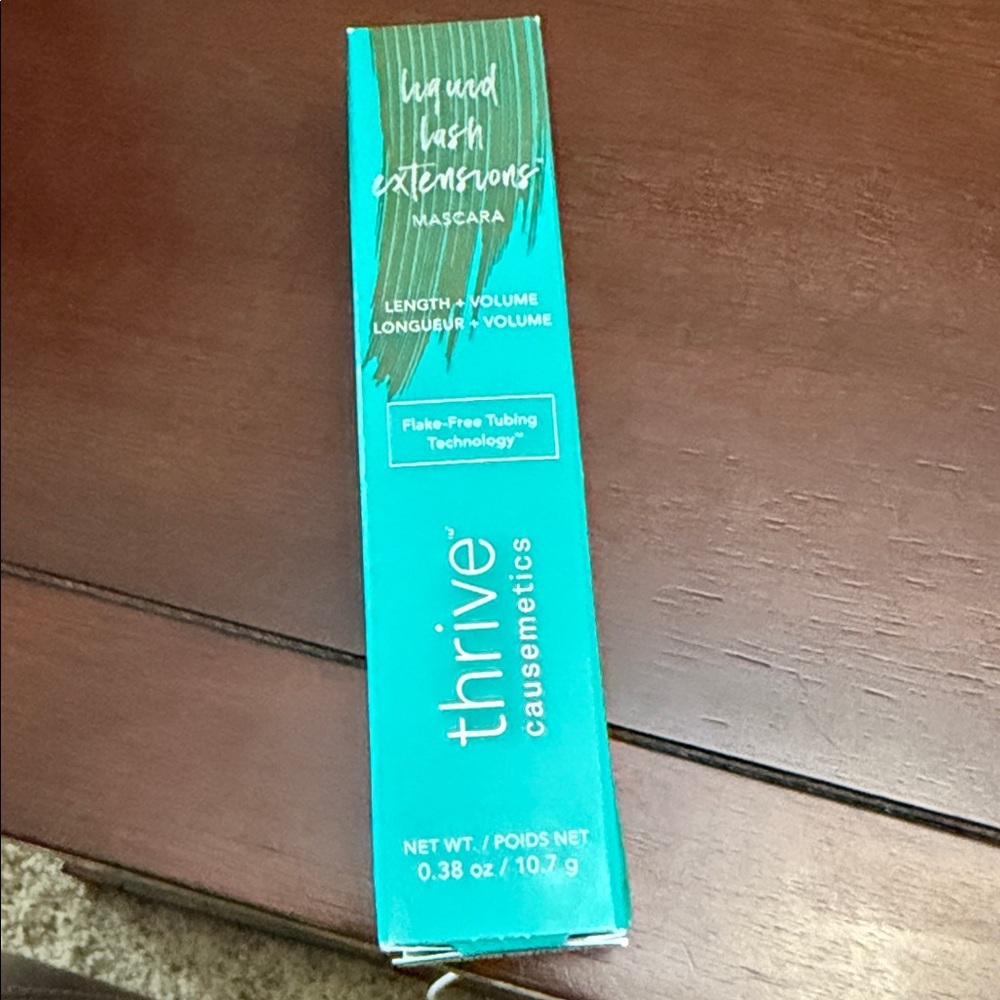 Thrive Causemetics Mascara - Green